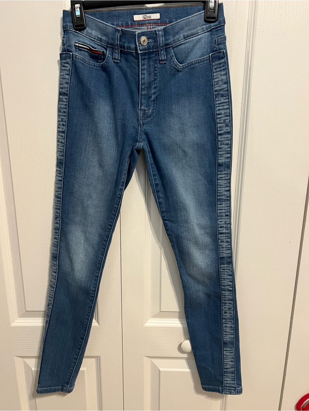 Tommy Hilfiger Blue Logo-Trim Jeans